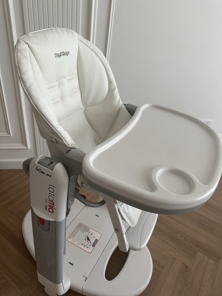 Стульчик для кормления Peg Perego tatamia follow me