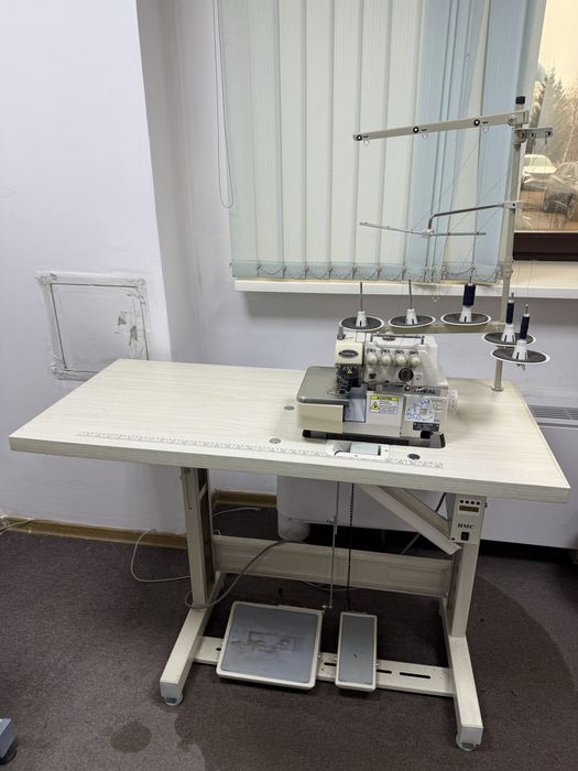 Оверлок Typical.