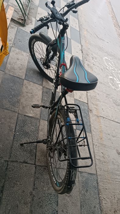 Velosiped NEKSUS by