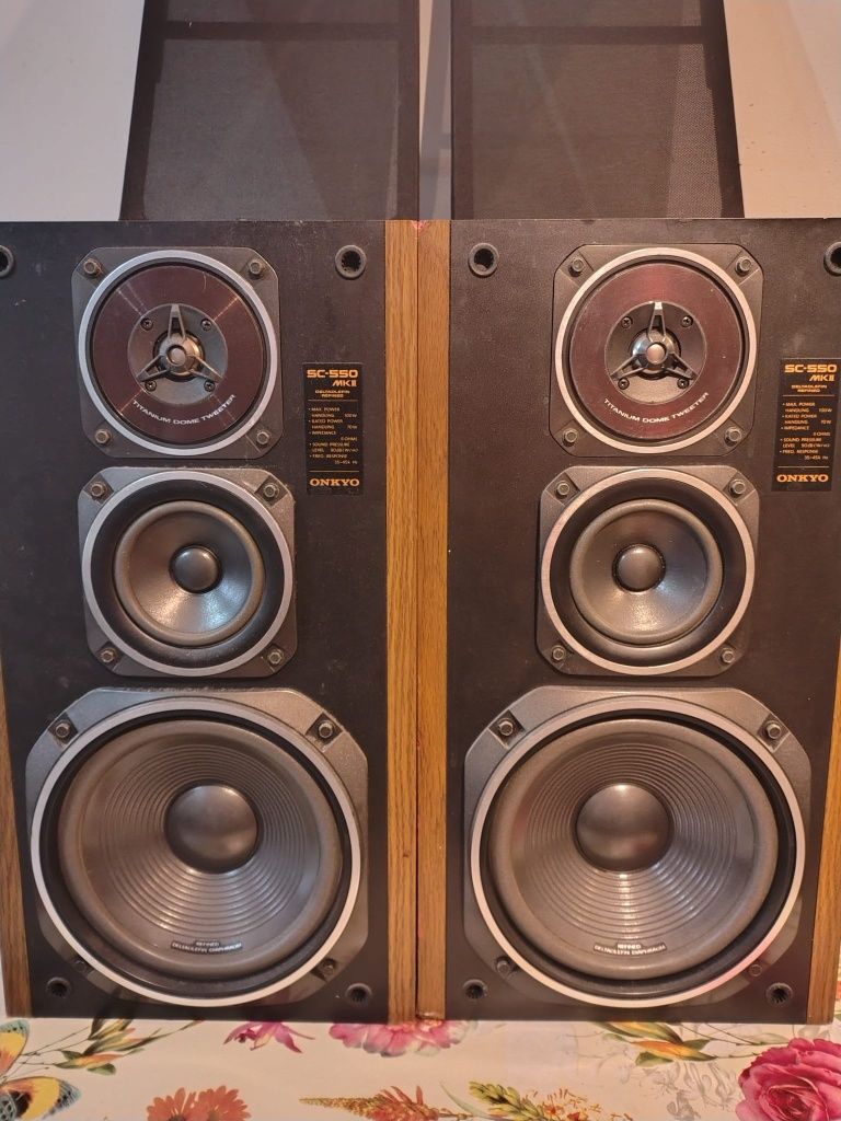 Boxe onkyo sc-550 MK II si boxe Sharp cp-1144