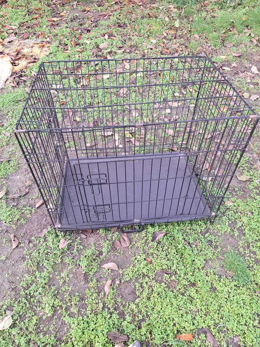 Продавам сгъваема клетка