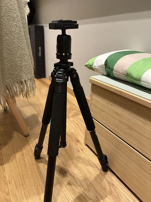 Продавам фото статив Benro A-300EX