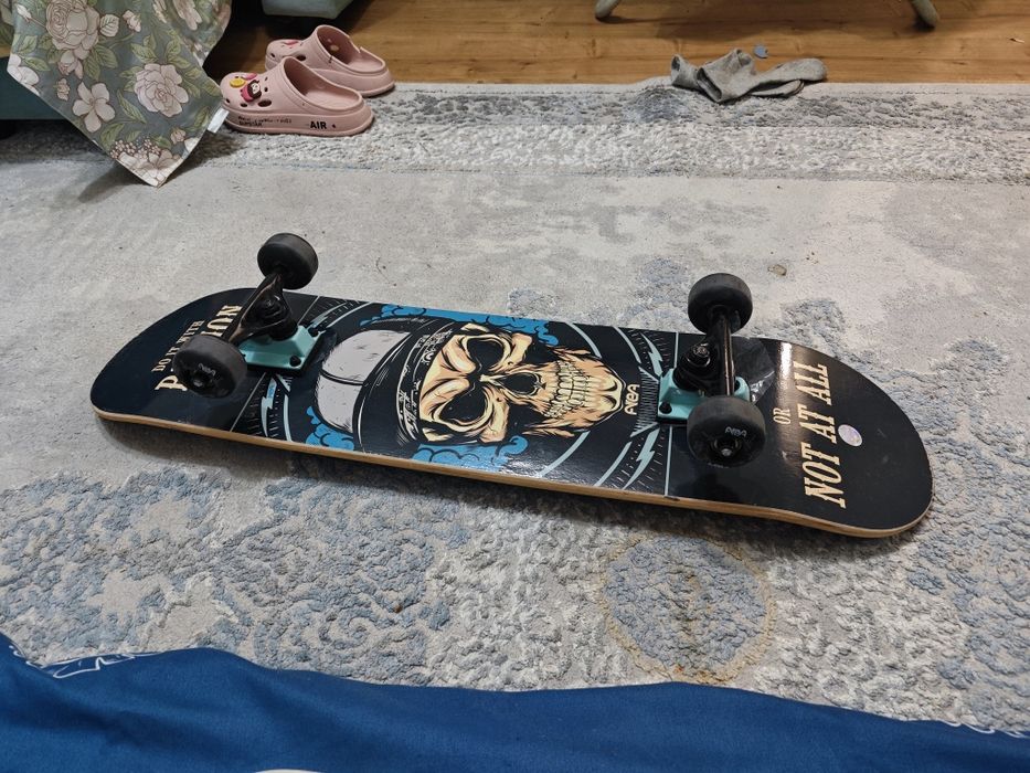 Скейтборд продам