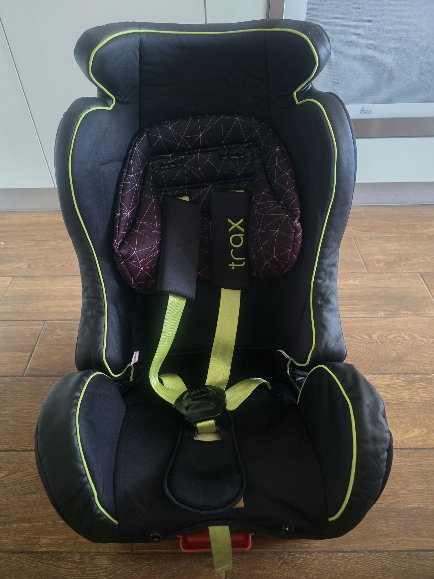Столче за кола chipolino trax