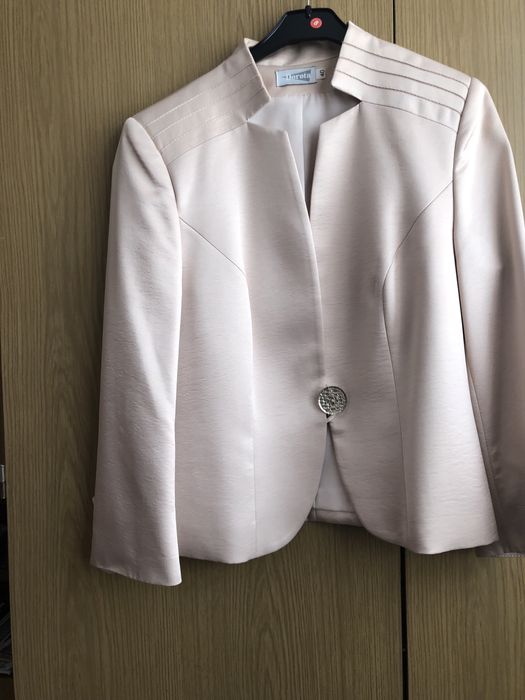 Compleu fusta si sacou