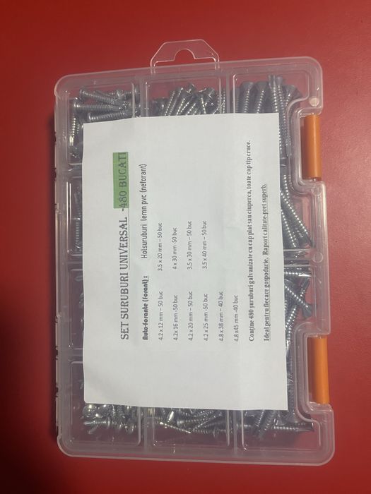 Cutie suruburi universale