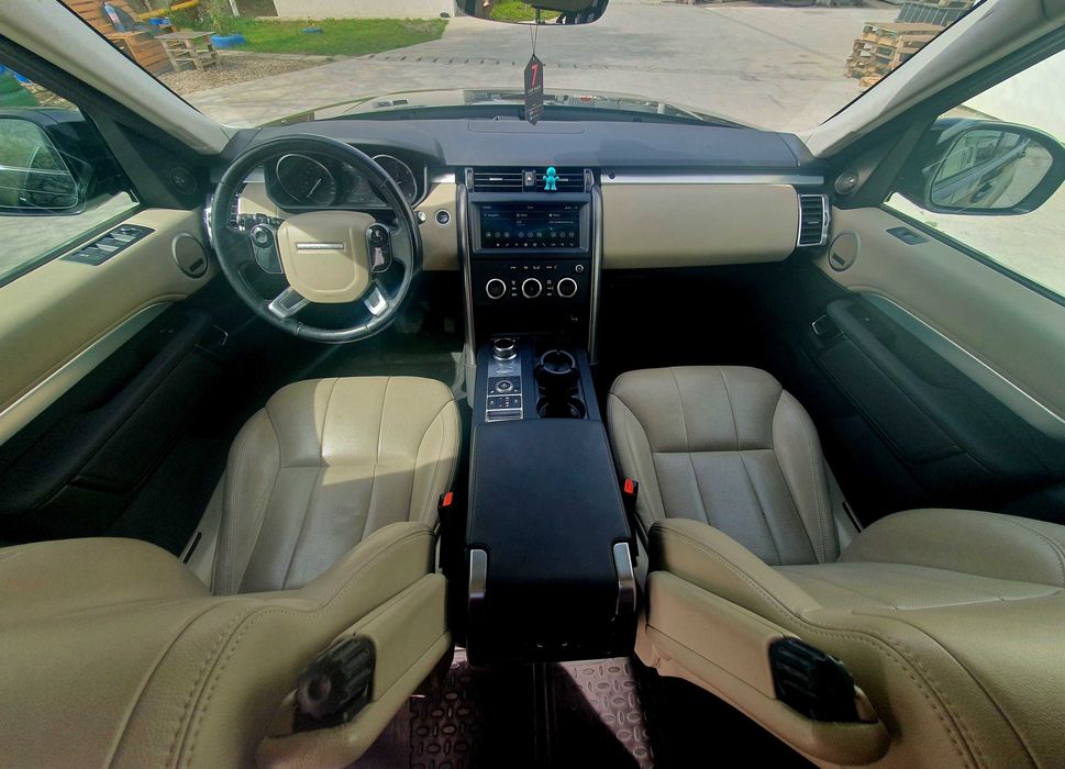 Land Rover DISCOVERY 5, 306CP, 2993cmc (28843 EUR + TVA deductibil)