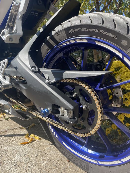 Vând Yamaha Yzf R125