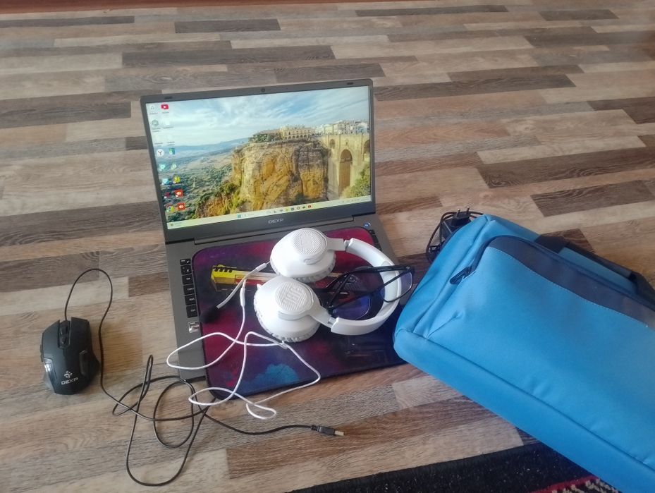 Notbuk DEXP 16/ 512GB