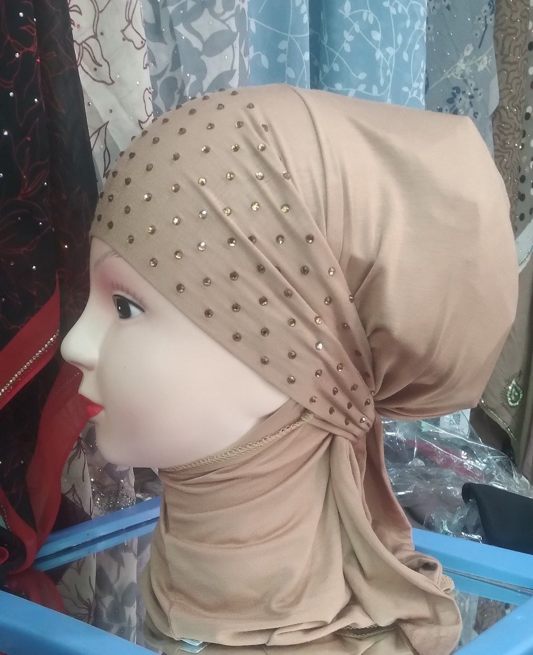 Real rasmi Roʻmol