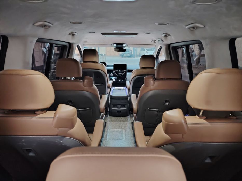 Продаётся авто Huyndai Stariya 2022 года