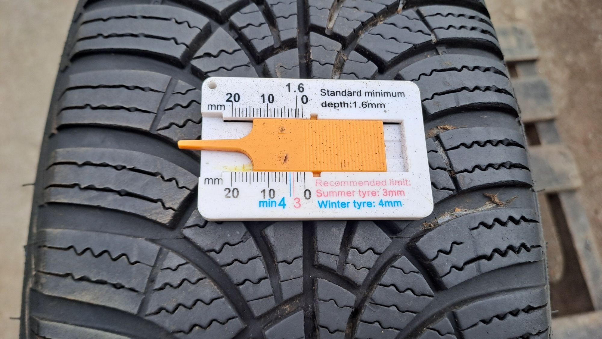 1бр. РЕЗЕРВНА 15" 4х100мм, 4x100 с гума 185 60 15 Goodyear