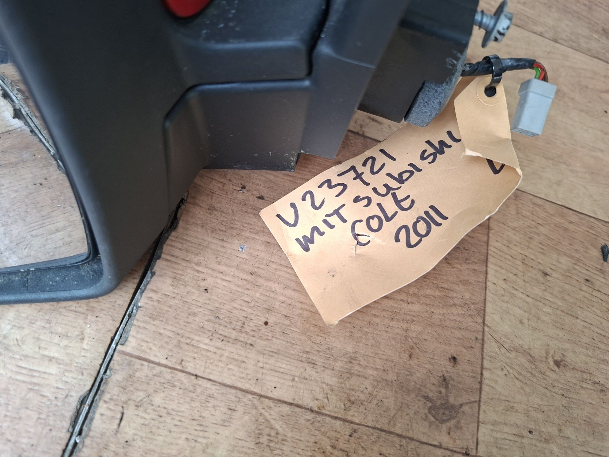 Оригинално огледало  Mitsubishi Colt 05/2012г. Ляво ел.
