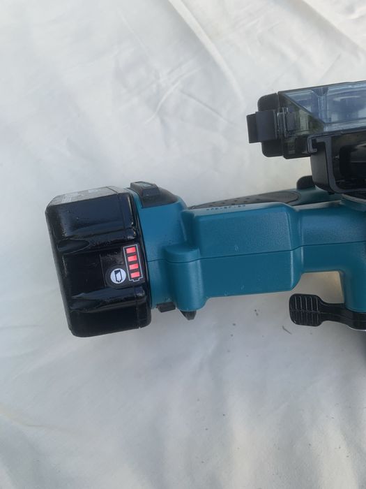 Makita DCS 552 circular de taiat metal