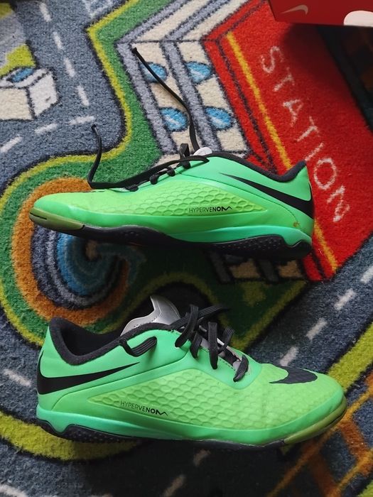 Футболни обувки/стоножки Nike Hypervenom JR Phelon IC