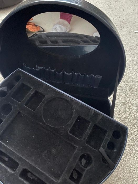 De vinzare cutie de bijuteri