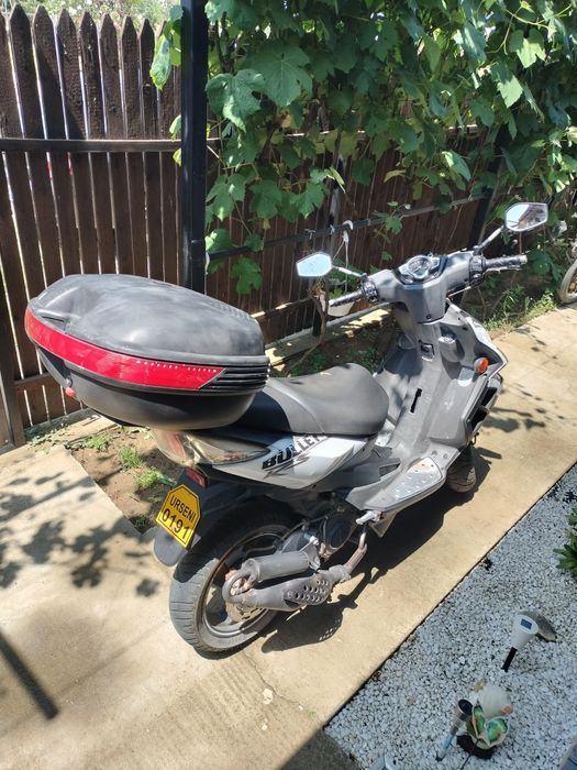 Scuter TGB 49 cc