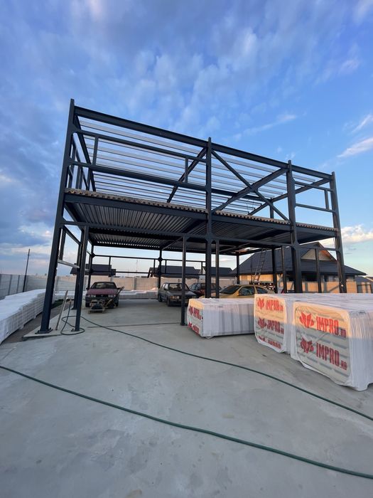 Constructii hale metalice/ montaj panouri sandwich