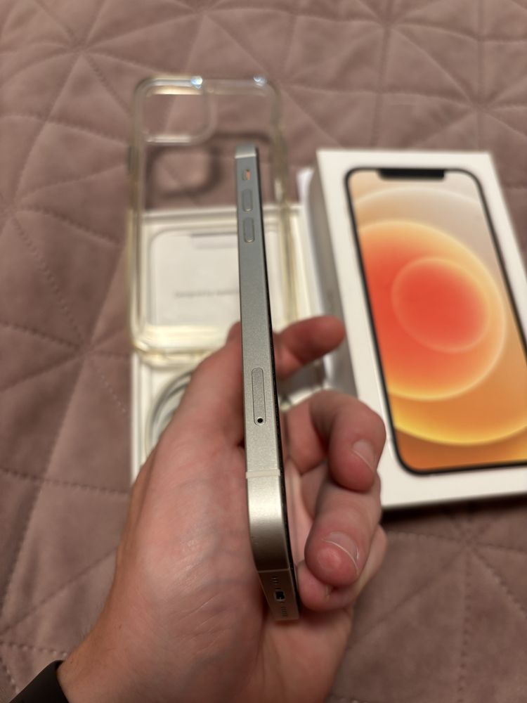 Iphone 12 128 GB като нов