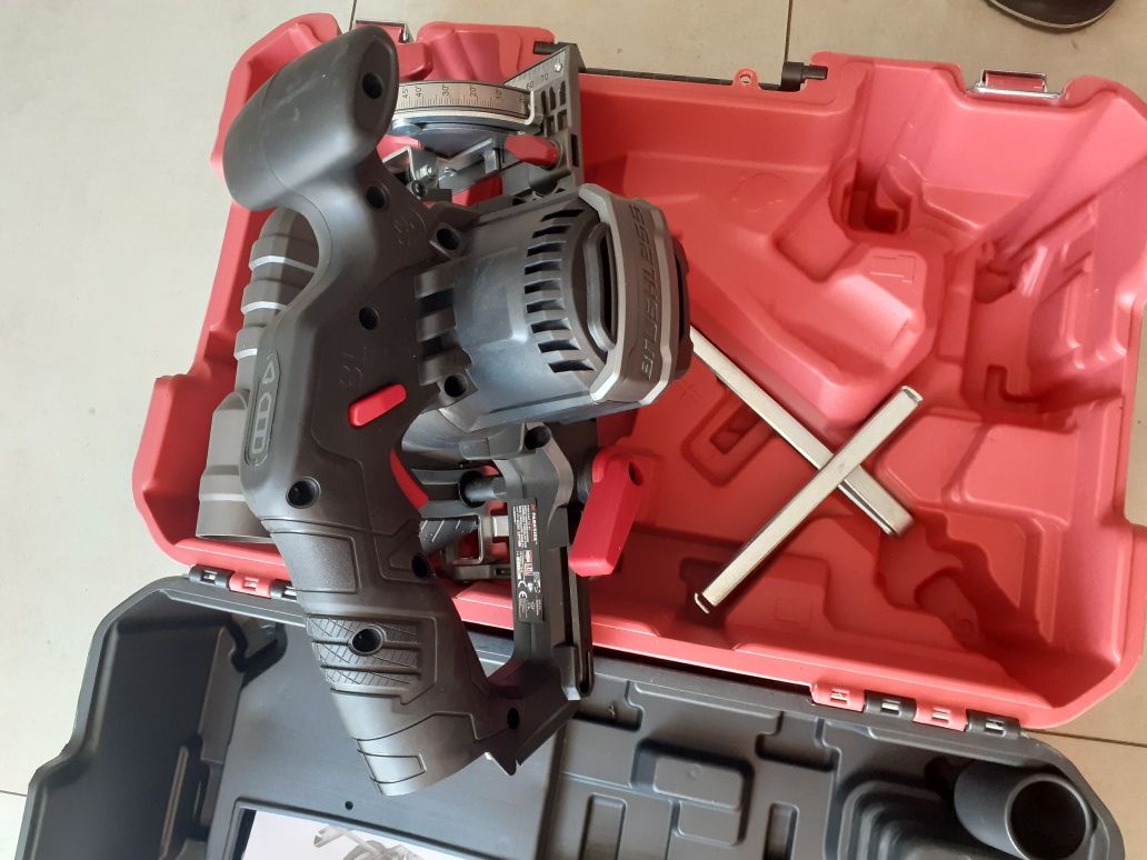 Parkside PHKSAP 12 A1 – 12V акумулаторна циркулярна машина (нова)