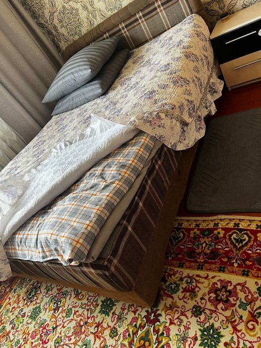 Продам Кровать б/у
