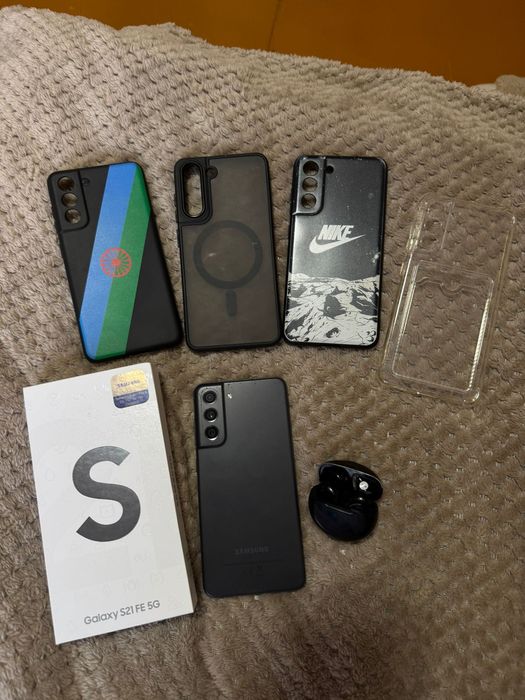 Продам Самсунг s21