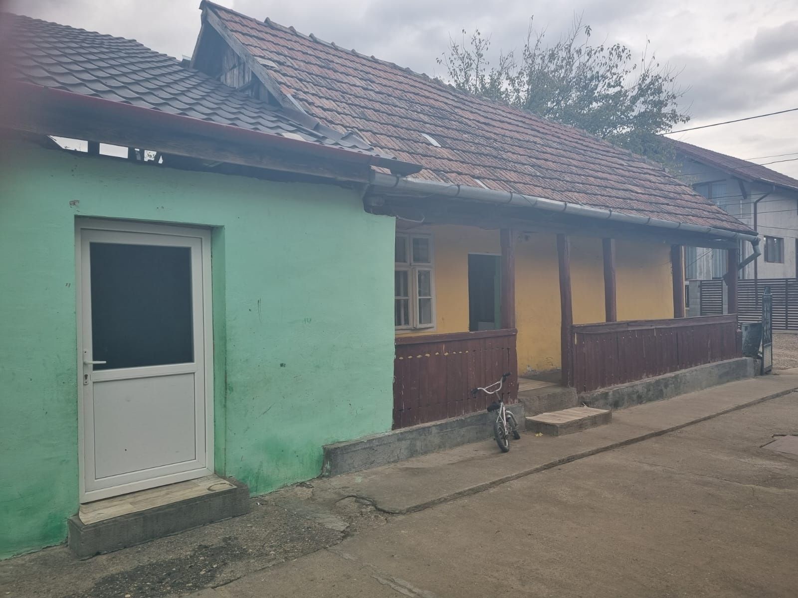 Vand casa urgent pe str.plugarilor nr 5 in aiud