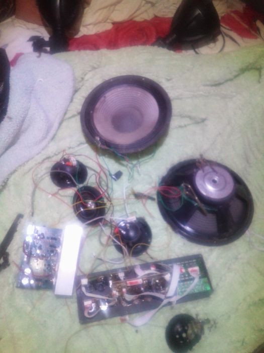 Piese conductori difuzoare electrice