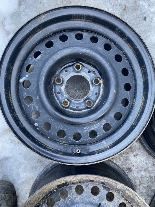 ДИСКИ на 15 5/120. 4 шт в нал