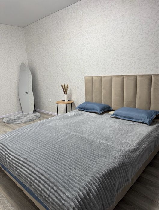 Сдам 1 комнатную квартиру по суточно