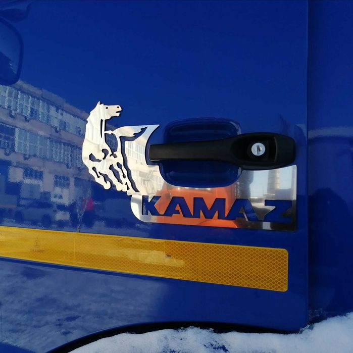 Накладка на ручку КАМАЗ 2 шт. металл., Запчасти КамАЗ 6520
