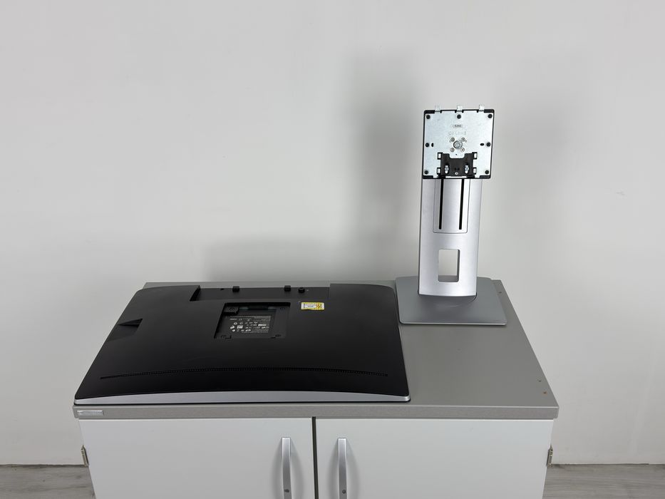 Немски Монитор HP elitedisplay E242 HDMI внос от Германия