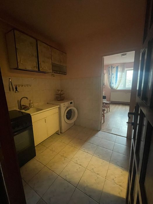 Închiriez garsoniera zona compa