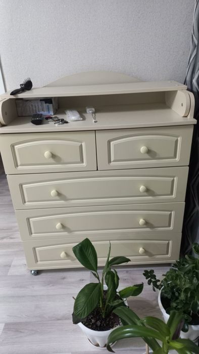 Продам комод с пеленателем.