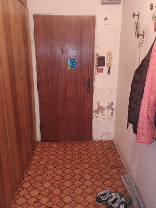 88 кв. м / 3- стаен/Панел/ет. 1-от-8/ТЕЦ/Асансьор/Надежда-1/София