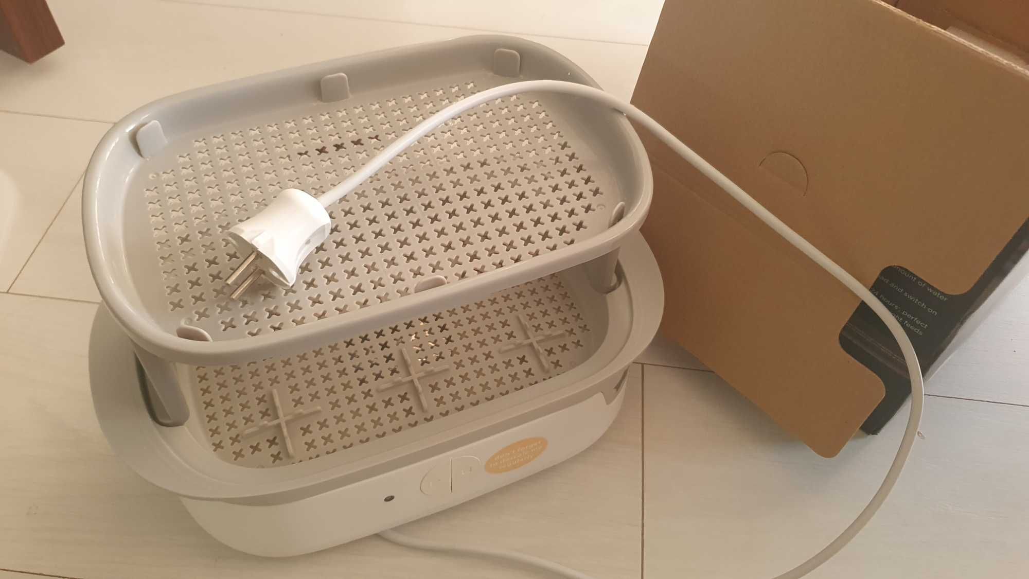Стерилизатор за 6 шишета Tommee Tippee