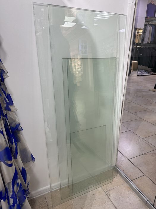 Стекло отдам даром