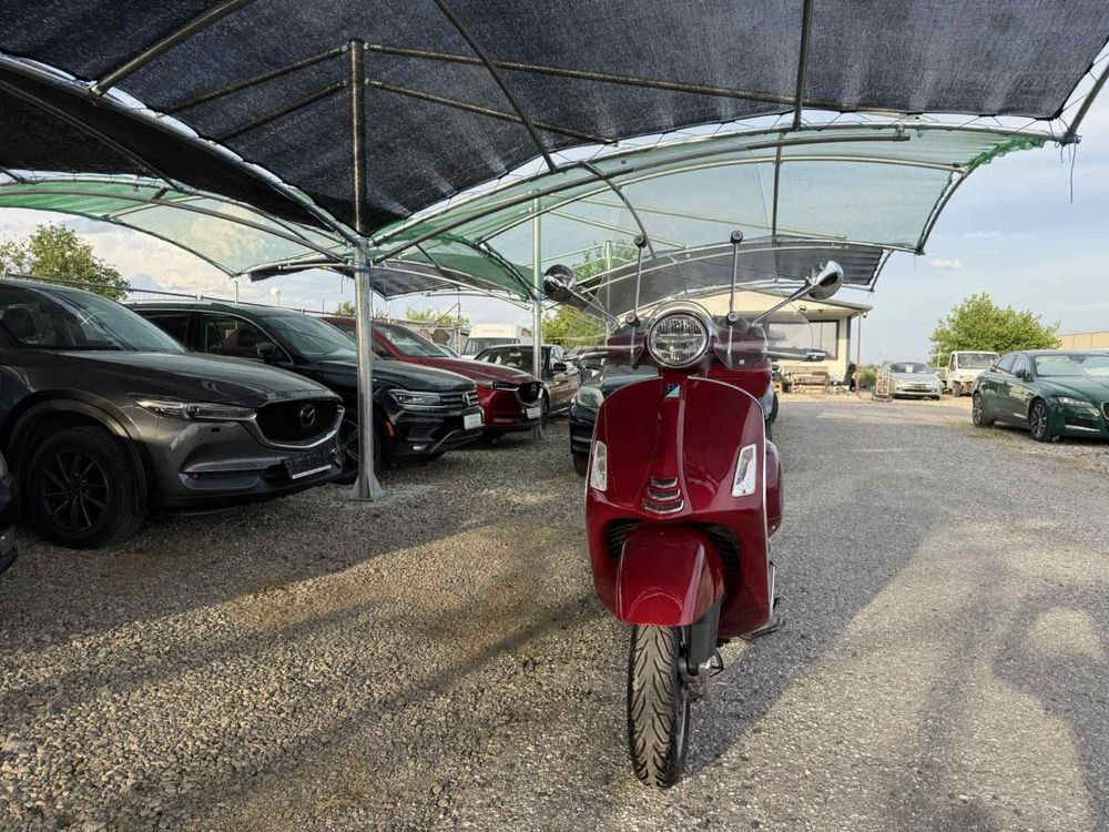 Vespa GTS 300 Super