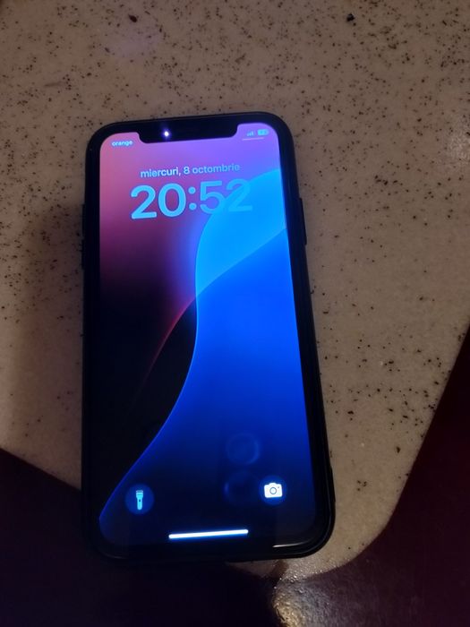 Vand urgent  iphone XR