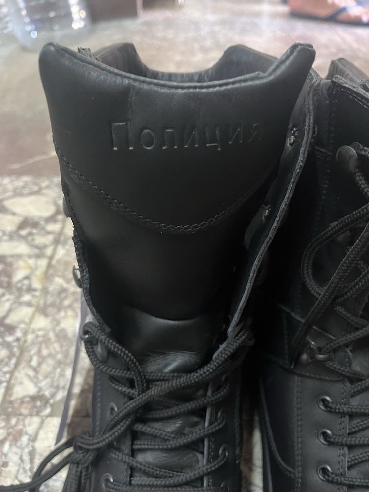 Полицейски кубинки