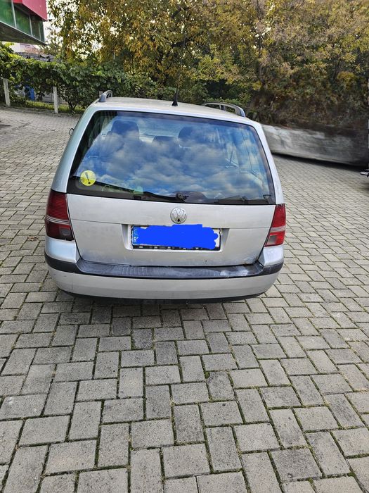 Vând wolkswagen golf 4