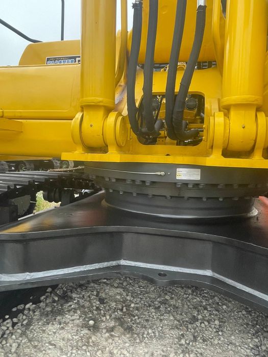 Komatsu 450. 10% bilan zakazga 2024-yil