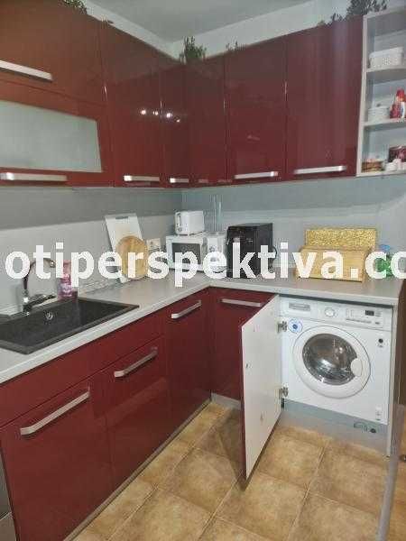 Продава се Тристаен апартамент в Пловдив, Христо Смирненски - 97 кв.м за 1526 €/кв.м - Снимка #1