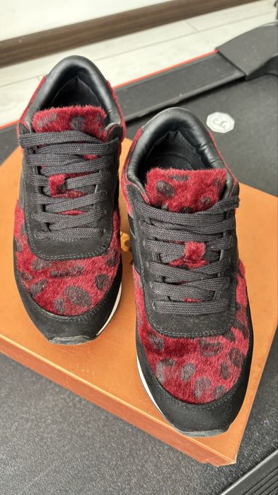 Дамски маратонки