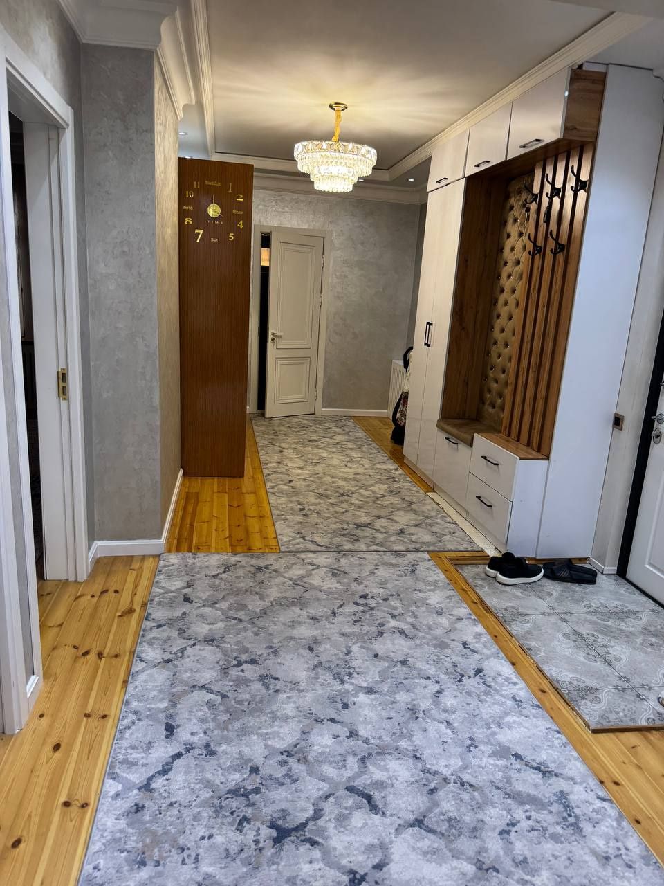 Продаётся квартира 1 этаж 2/3 комнат 88кв