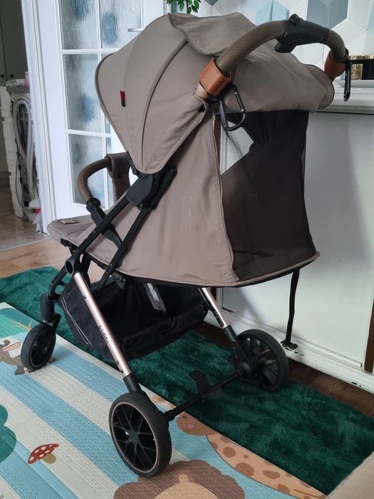 Cărucior Kiddilo 6-12 luni