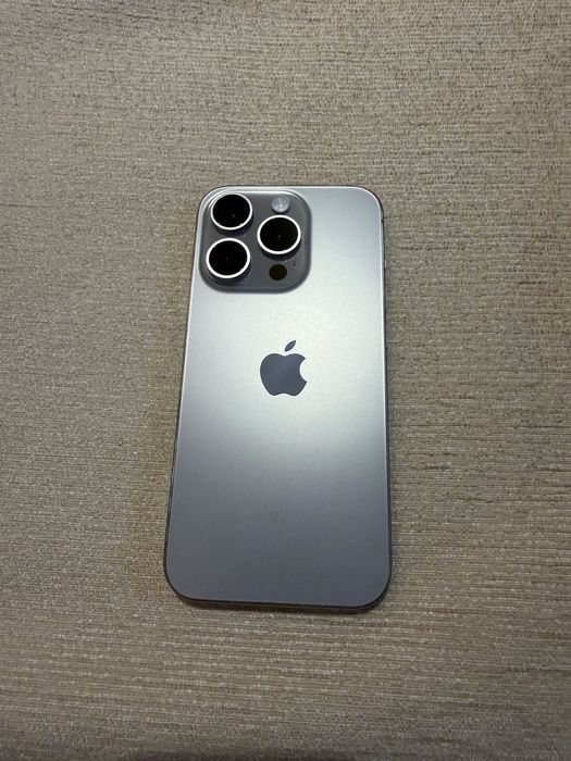 iPhone 15 Pro 256GB Natural Titanium