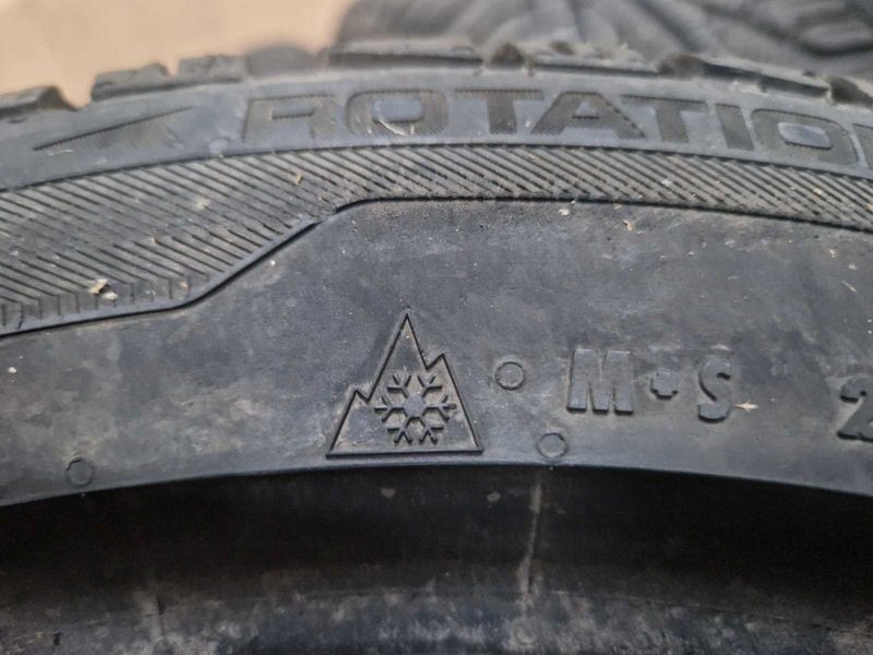 2 Uniroyal R17 225/45/ anvelope de iarnă DOT2814