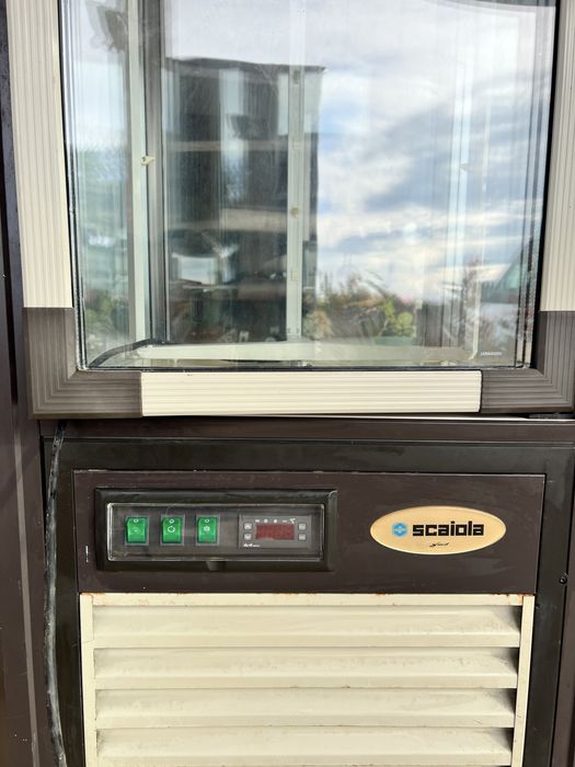 Хладилни витрини + топла витрина !!! Изгодно