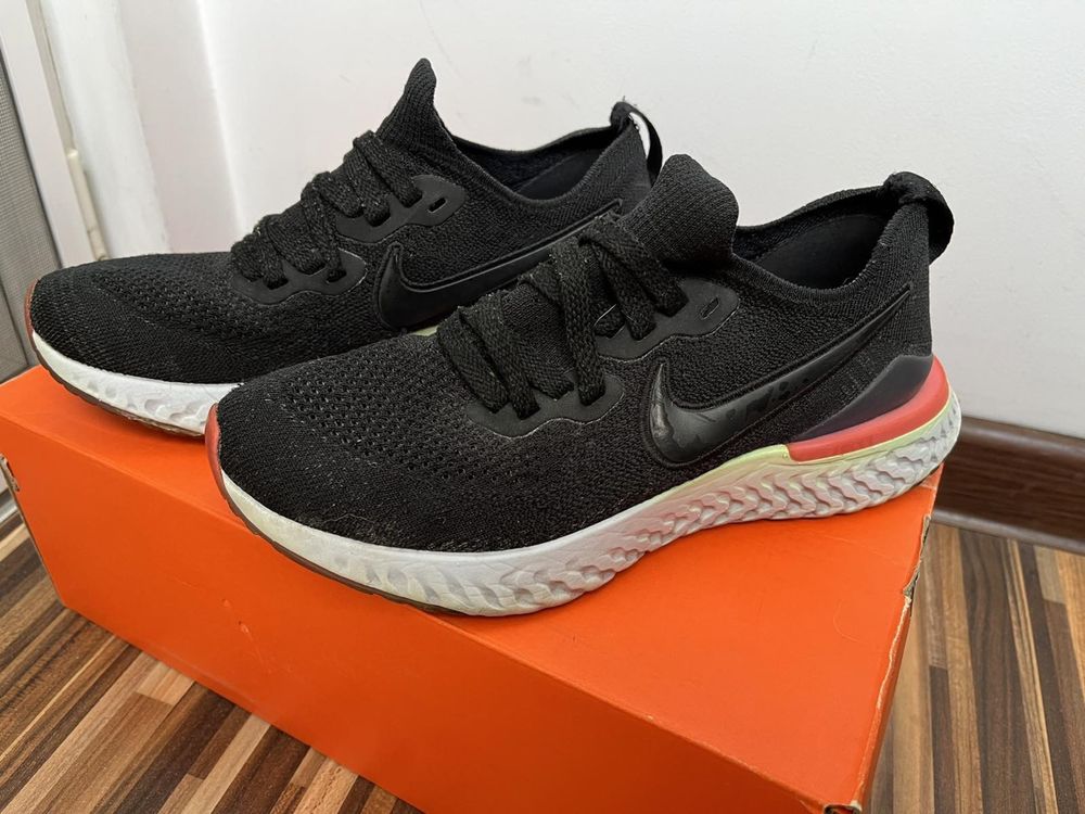 Nike React Flayknit